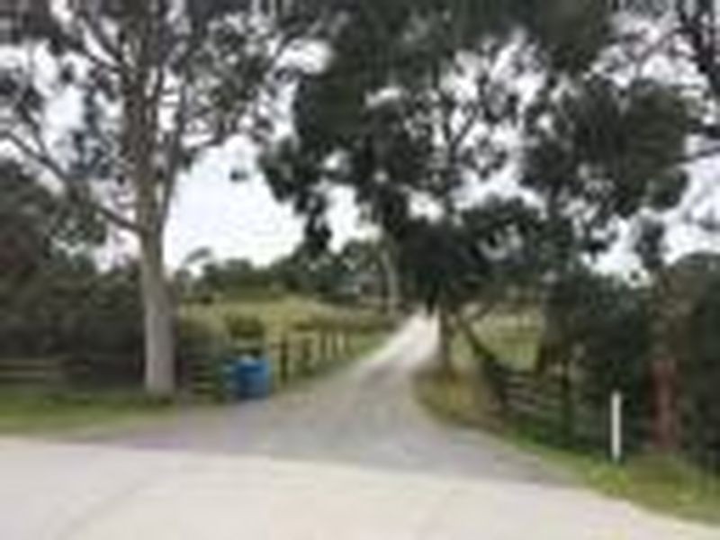 900A North Road, Pearcedale VIC 3912