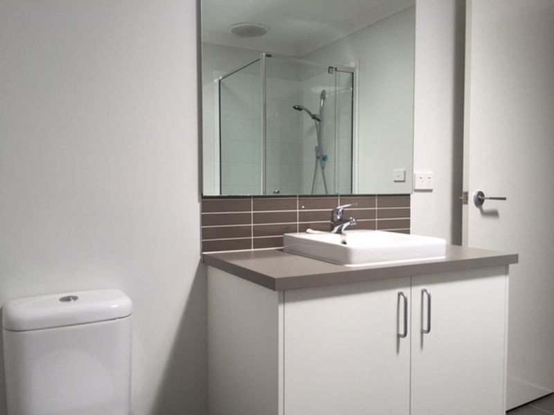 13 Elodea Way, Cranbourne North VIC 3977