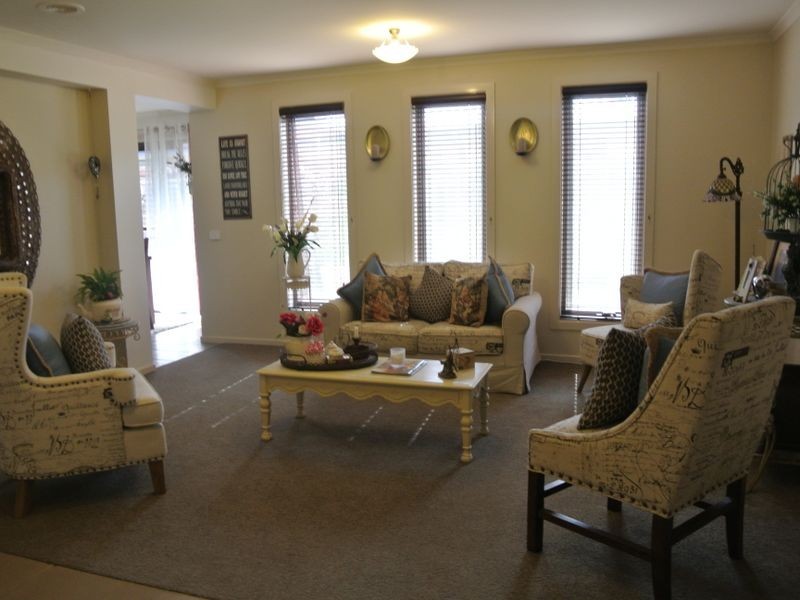 23 Ferndown Drive, Cranbourne VIC 3977