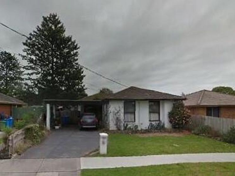 13 Arnold Street, Cranbourne VIC 3977