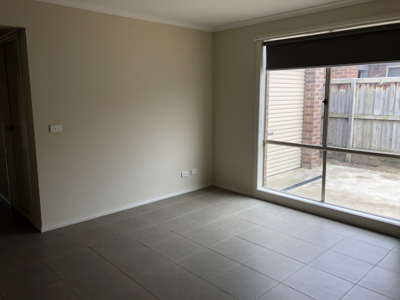 12 Algerd Way, Pakenham VIC 3810