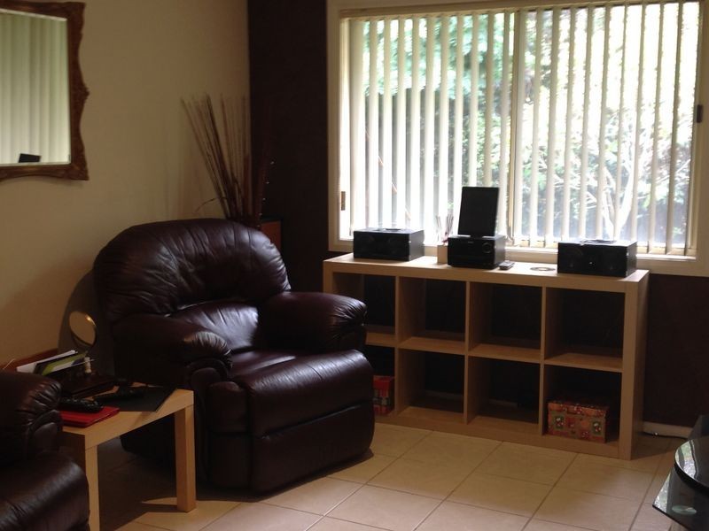 13 Cambridge Close, Cranbourne East VIC 3977