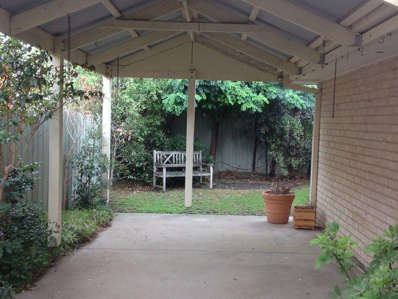 13 Cambridge Close, Cranbourne East VIC 3977