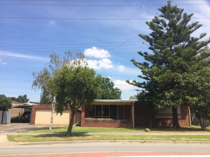 14 Huon Park Road, Cranbourne VIC 3977