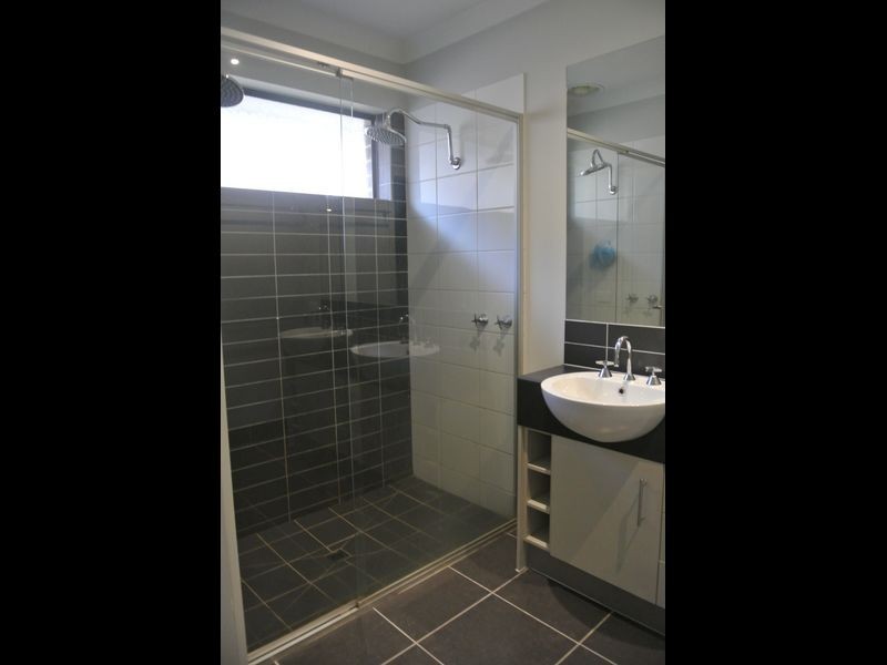 25 Henning Avenue, Lynbrook VIC 3975