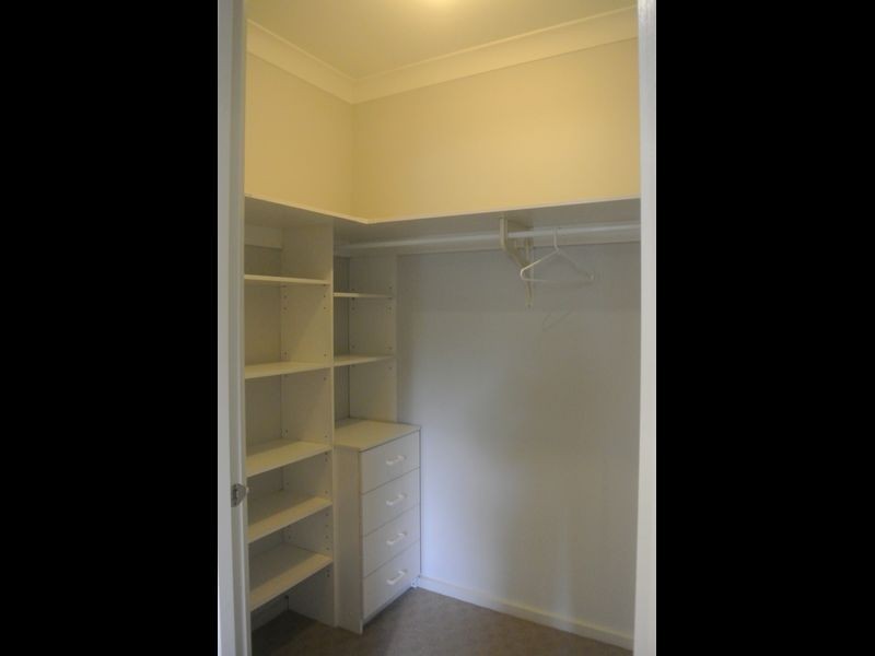 25 Henning Avenue, Lynbrook VIC 3975