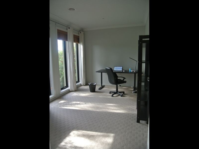 25 Henning Avenue, Lynbrook VIC 3975