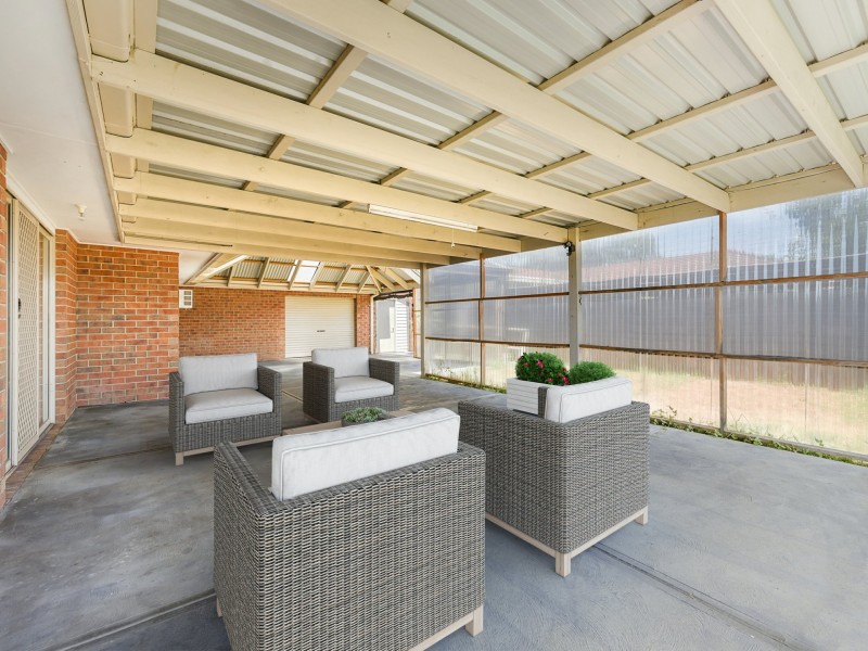 5 Roebourne Mews, Cranbourne East VIC 3977