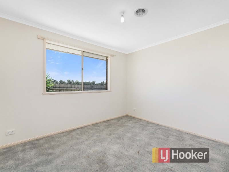 5 Roebourne Mews, Cranbourne East VIC 3977