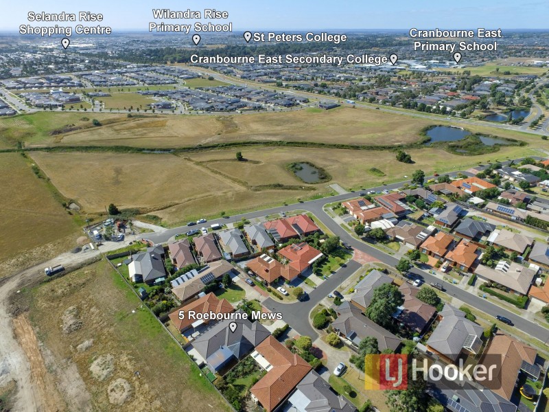 5 Roebourne Mews, Cranbourne East VIC 3977