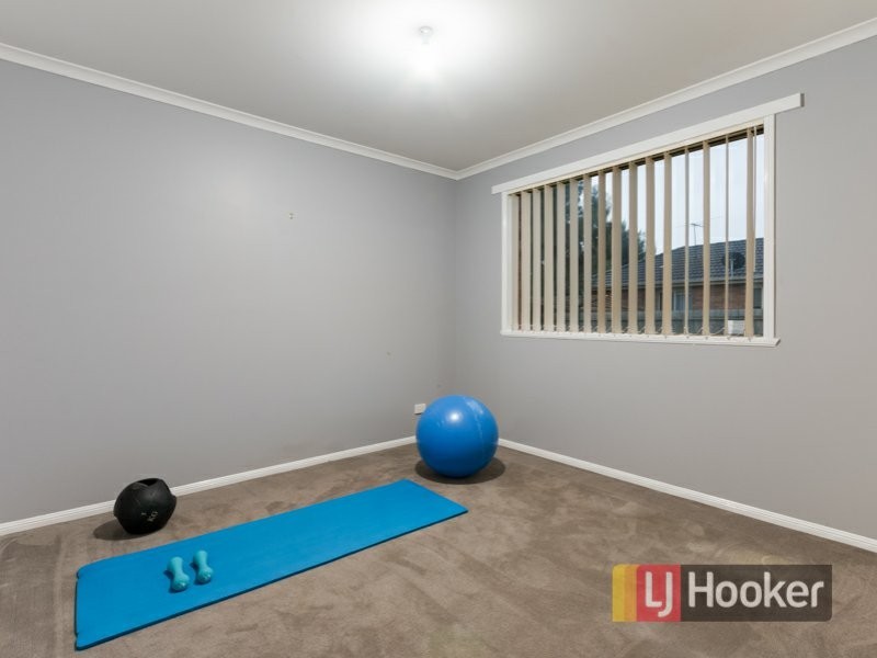 6 Kismet Close, Cranbourne West VIC 3977