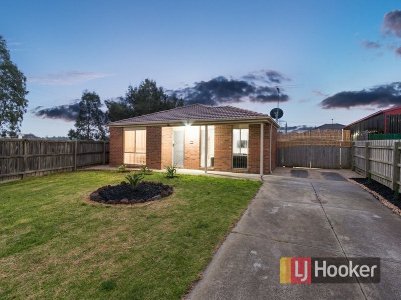 6 Kismet Close, Cranbourne West VIC 3977