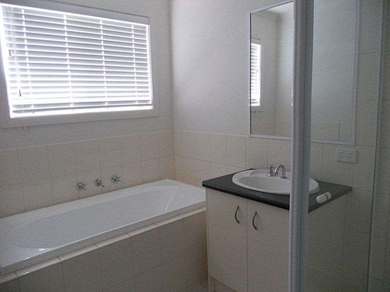 57 Taplan Crescent, Cranbourne VIC 3977