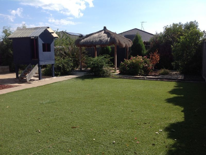 69 Melington Drive, Lyndhurst VIC 3975