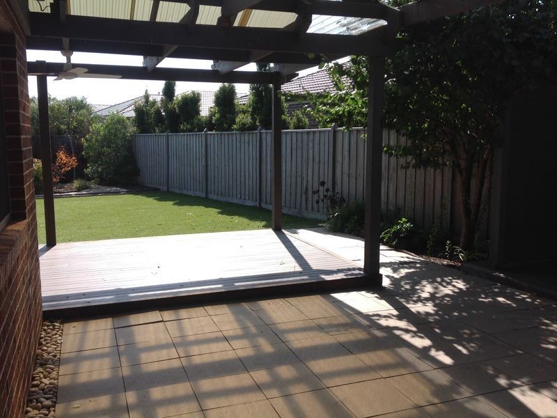 69 Melington Drive, Lyndhurst VIC 3975