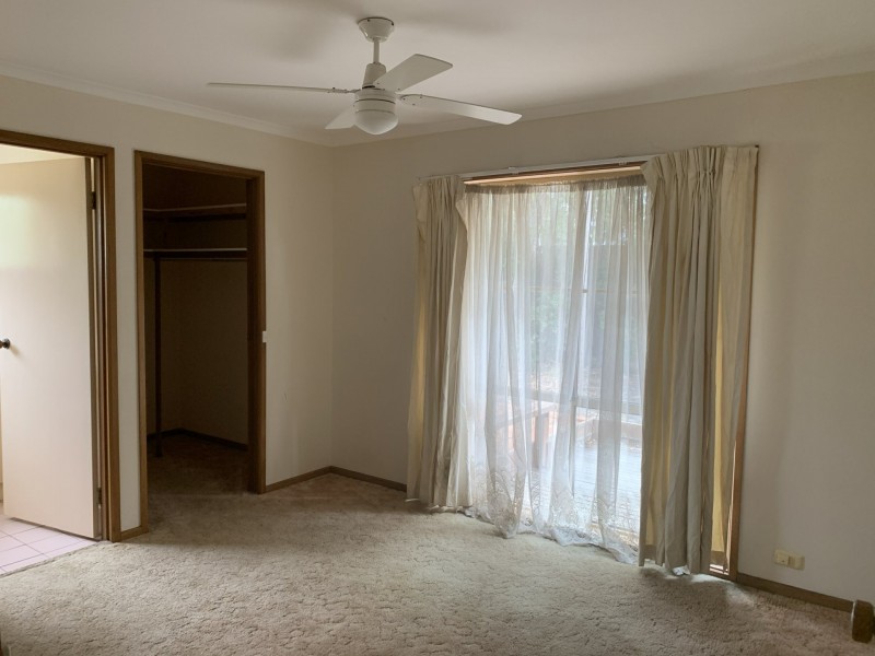 111 Gipps Crescent, Cranbourne VIC 3977