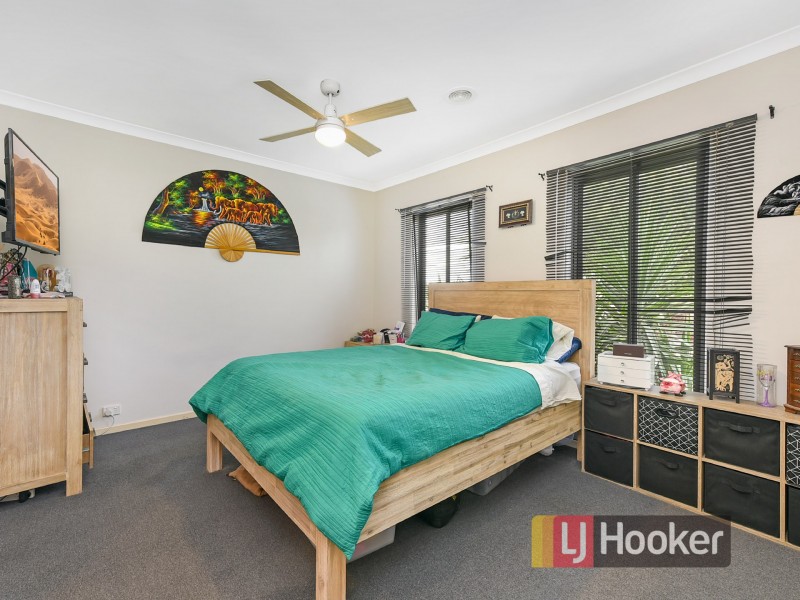 16 Hector Drive, Cranbourne VIC 3977