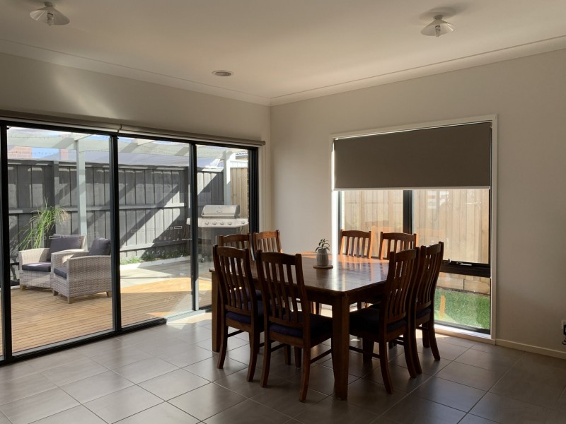 4 Caxton Close, Clyde VIC 3978
