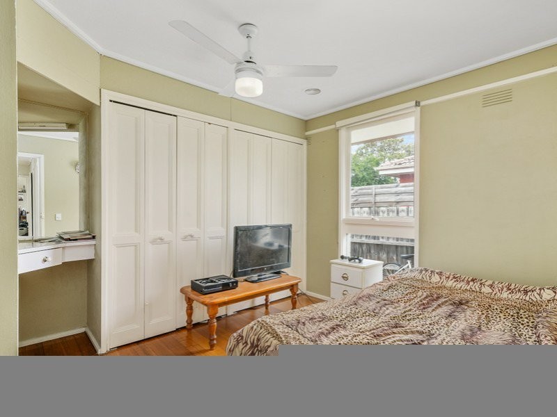 12 Campbell Parade, Cranbourne VIC 3977