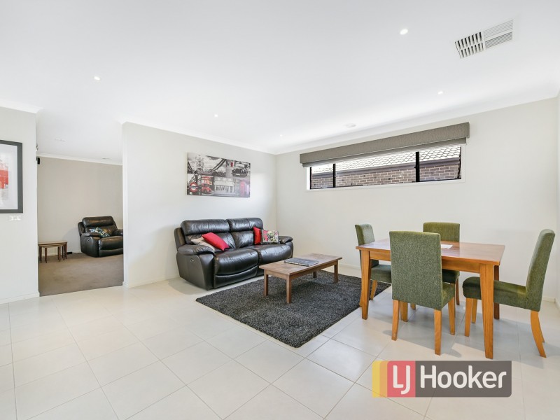 3 Haflinger Avenue, Clyde North VIC 3978