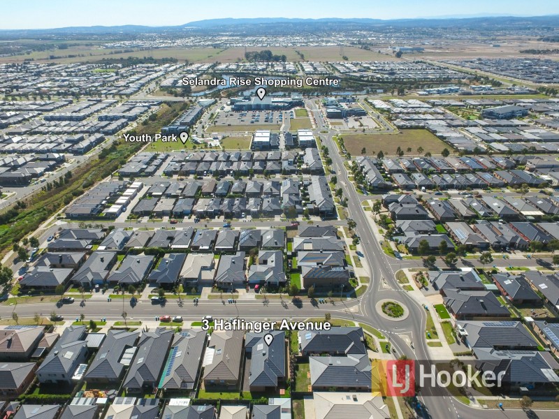 3 Haflinger Avenue, Clyde North VIC 3978
