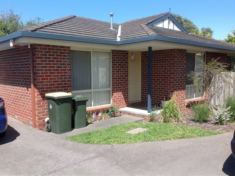 8/2 Allington Place, Langwarrin VIC 3910