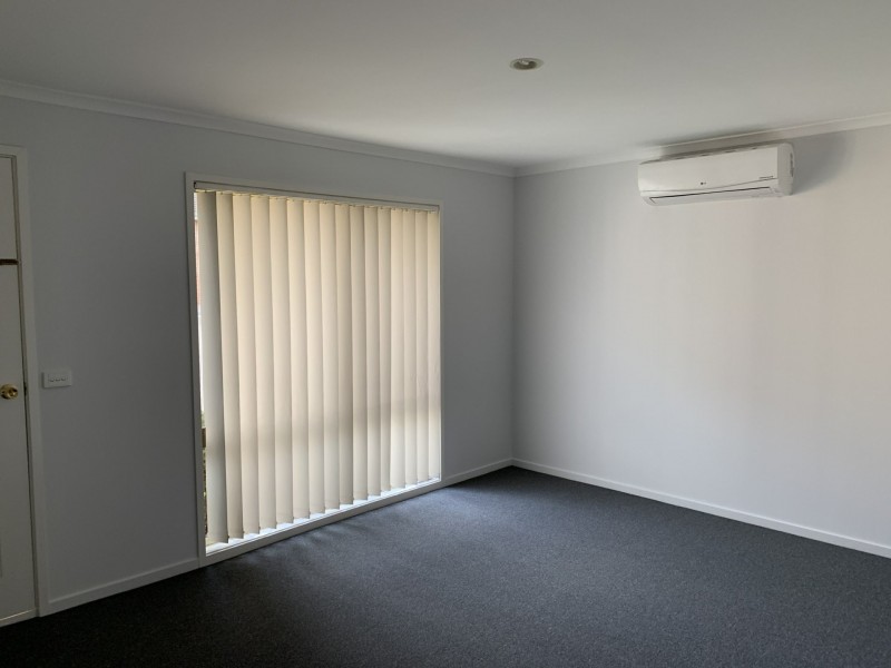 8/2 Allington Place, Langwarrin VIC 3910