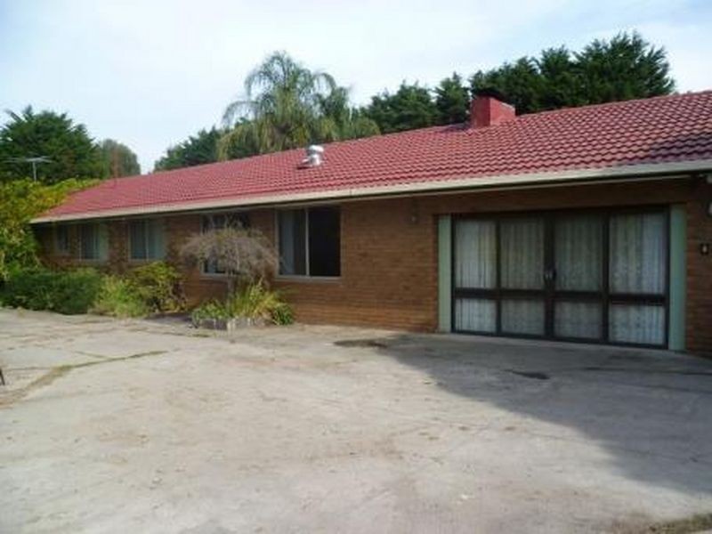 15 Collison Road, Cranbourne VIC 3977
