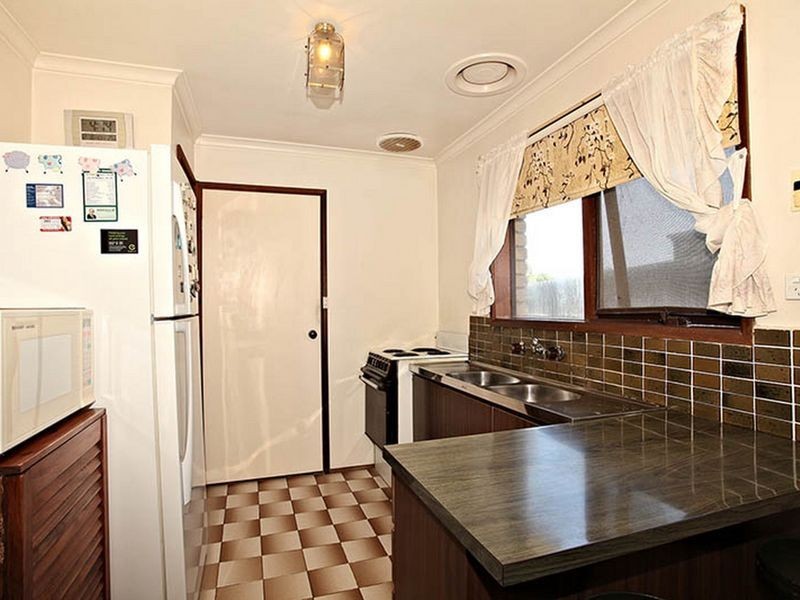 22 Dunbar Avenue, Cranbourne VIC 3977