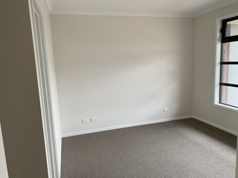 15 Landsdowne Avenue, Clyde North VIC 3978