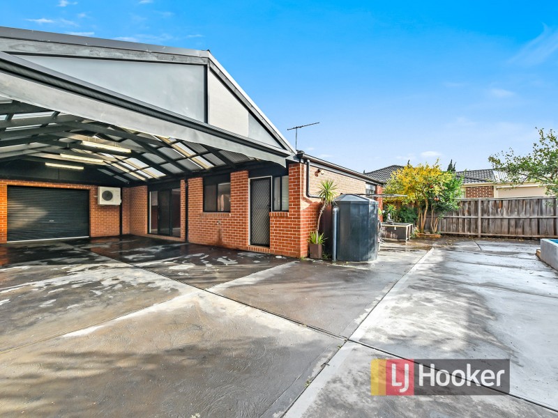 90 Majestic Boulevard, Cranbourne VIC 3977