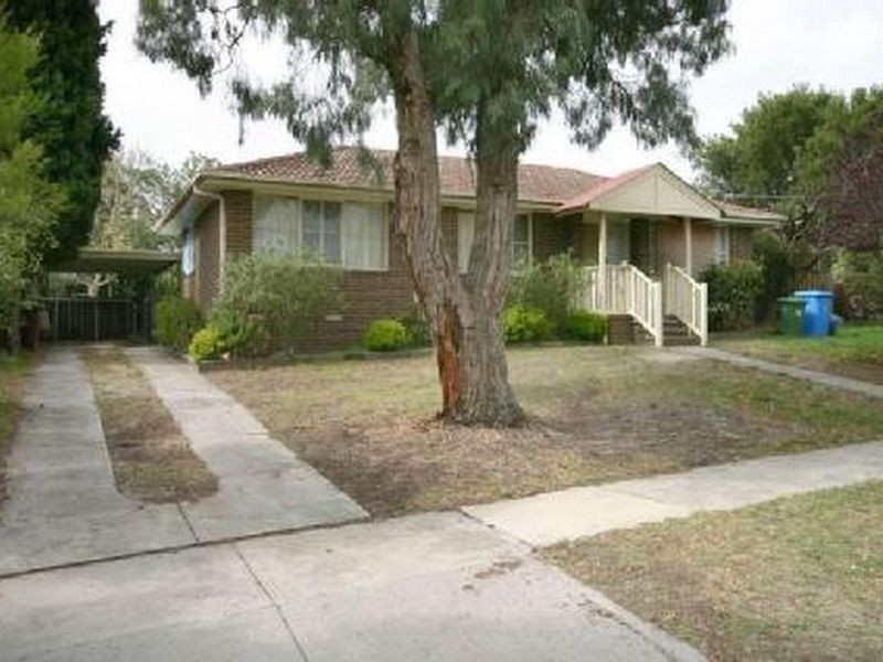 36 Bourke Road, Cranbourne VIC 3977