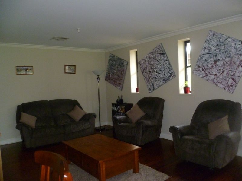 33 Collison Road, Cranbourne VIC 3977