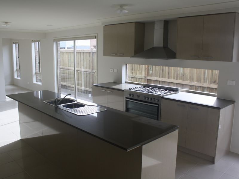 65 Adrian Street, Cranbourne East VIC 3977