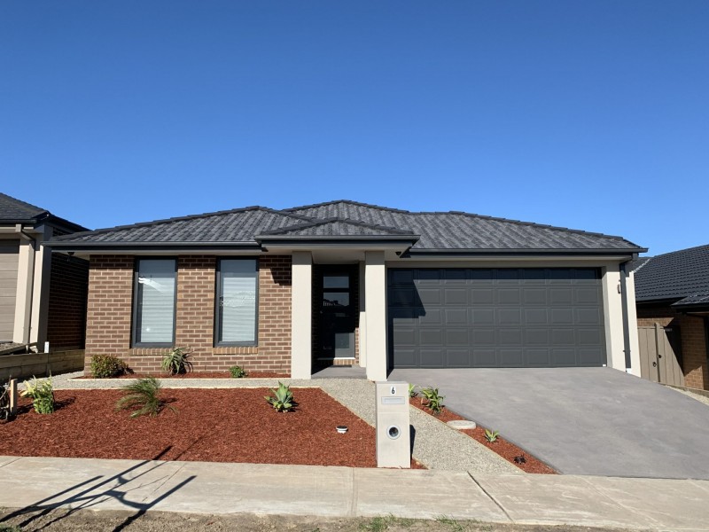 6 Sark Street, Clyde North VIC 3978