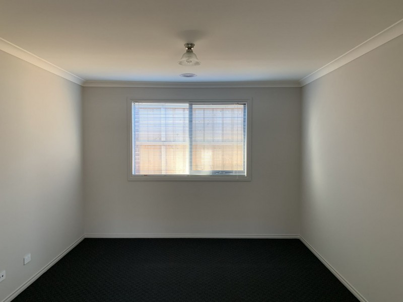 6 Sark Street, Clyde North VIC 3978