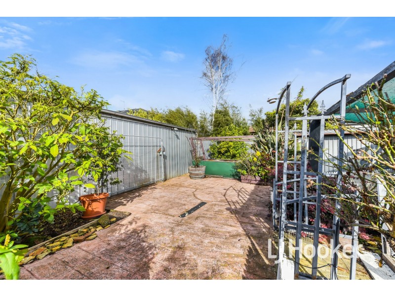 6 Bruce Street, Cranbourne VIC 3977