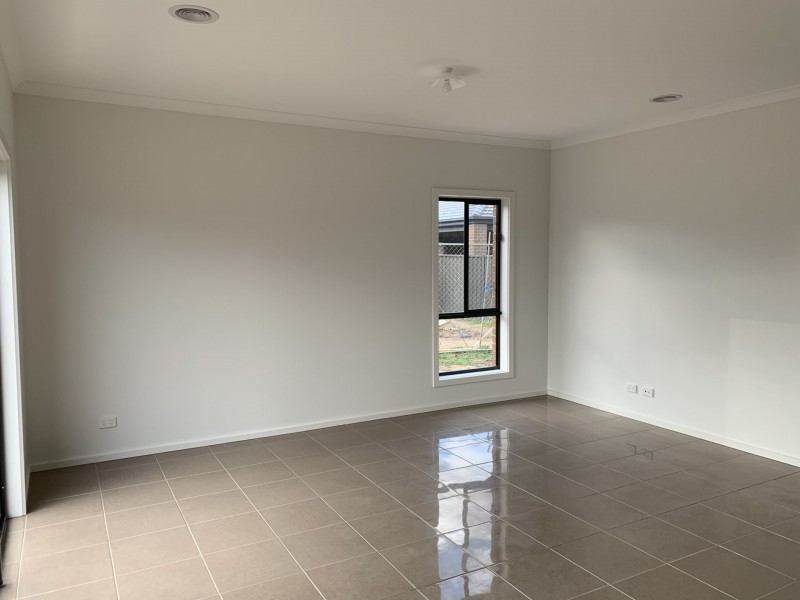 55 Adriatic Circuit, Clyde VIC 3978