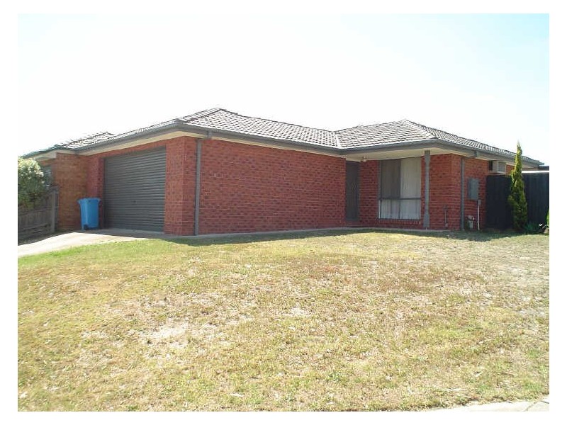 14 Alamanda Way, Cranbourne VIC 3977