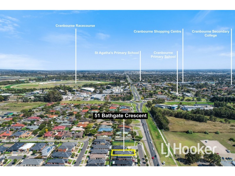 51 Bathgate Crescent, Cranbourne East VIC 3977