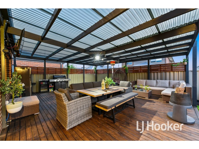 21 Boonwurrung Street, Cranbourne East VIC 3977