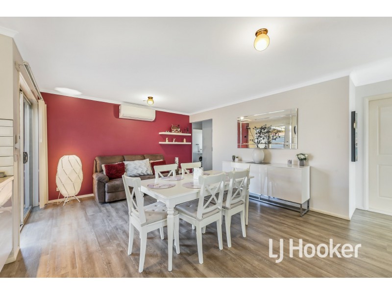 13 Dunlavin Way, Cranbourne East VIC 3977