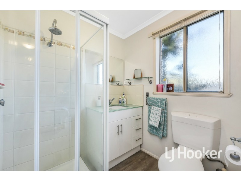 13 Dunlavin Way, Cranbourne East VIC 3977