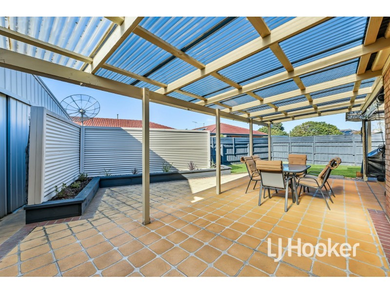 13 Dunlavin Way, Cranbourne East VIC 3977
