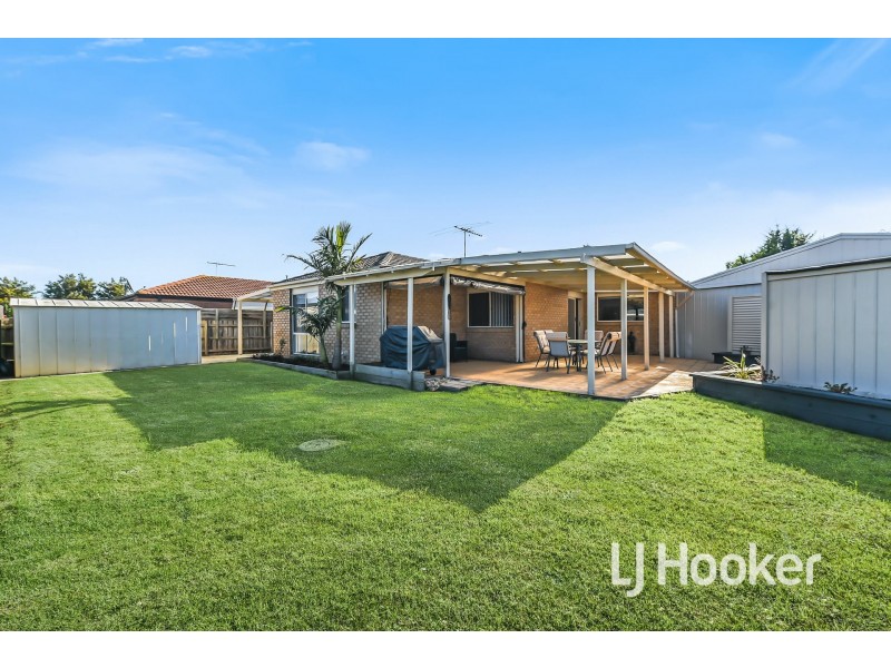 13 Dunlavin Way, Cranbourne East VIC 3977