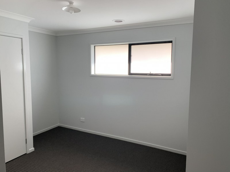 6 Garrard Crescent, Clyde VIC 3978