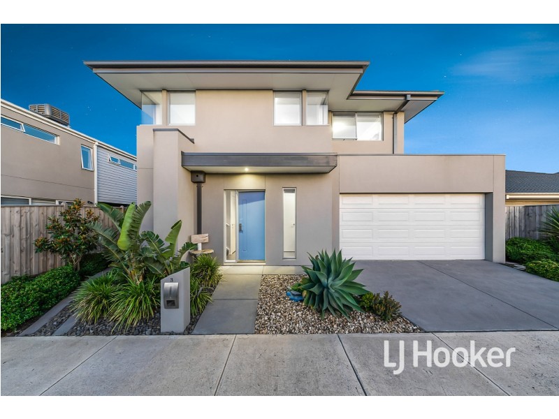 3 Sundew Avenue, Cranbourne East VIC 3977