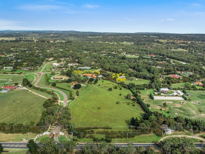 2 Lady Nelson Parkway, Bittern VIC 3918