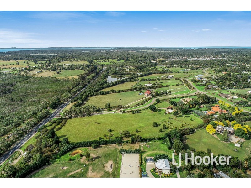 2 Lady Nelson Parkway, Bittern VIC 3918