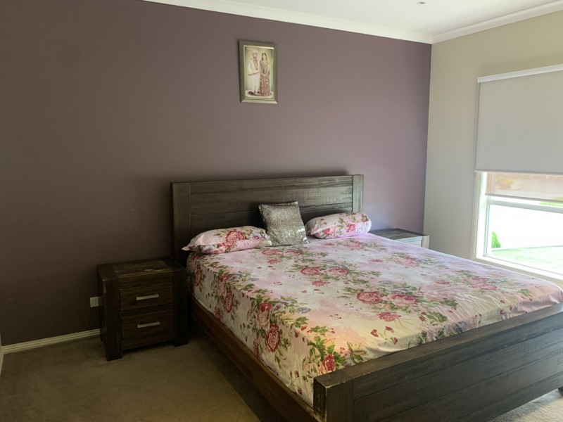 20 Challenger Circuit, Cranbourne East VIC 3977